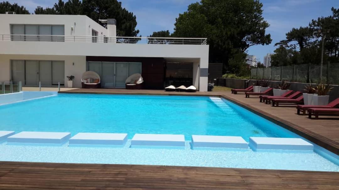Cómodo apartamento en Torre Ocean Drive con todos los servicios Punta del Este Exterior foto